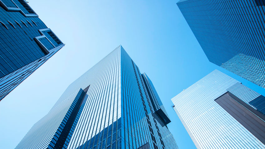 大量採用　企業